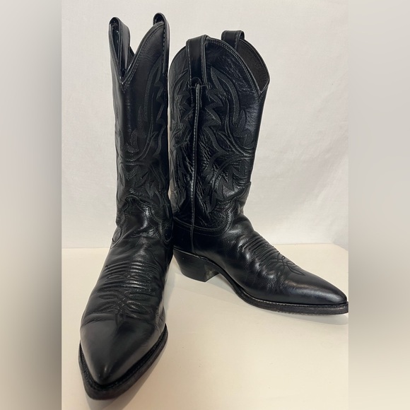 Justin Boots Shoes - Women’s Justin Western Leather Cowboy Boots with Pointy Toes - Black - Sz 6B